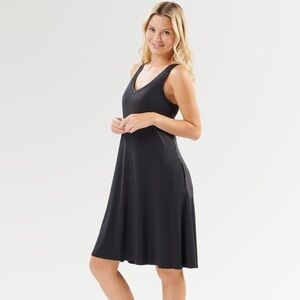 FACEPLANT DREAMS Women's Black V-Neck Sleeveless Bamboo Sleep Night Dress